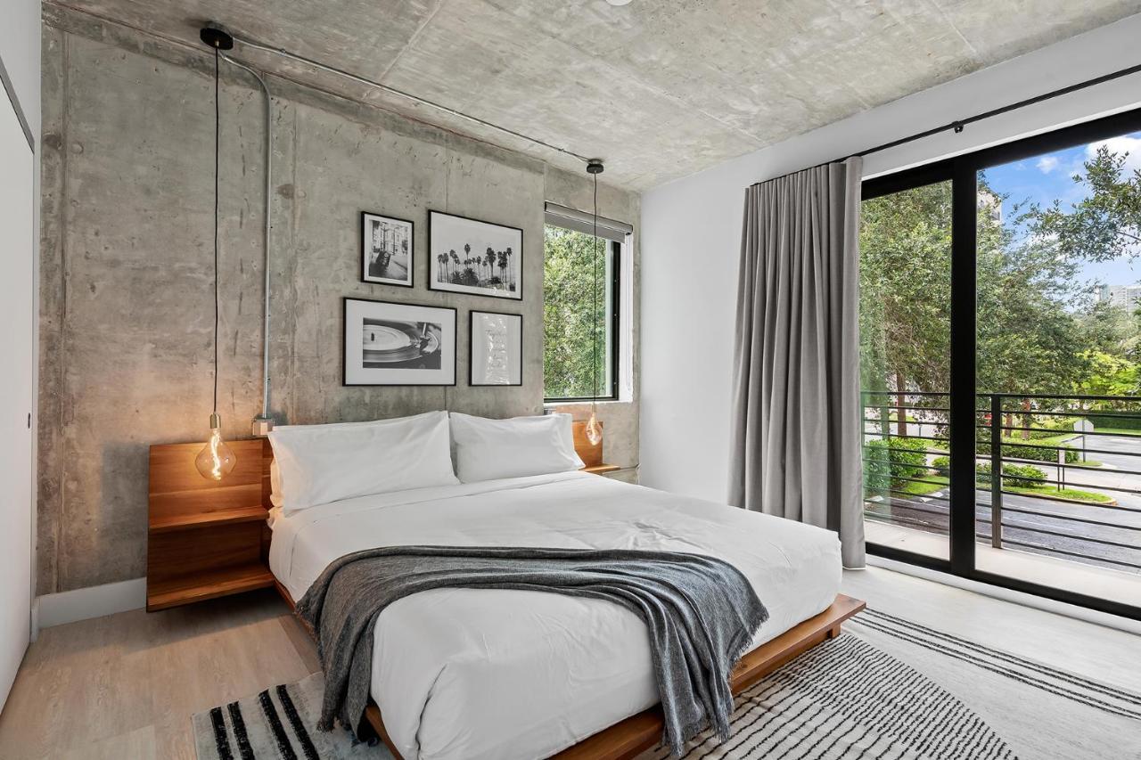 Pretty Rola 201 Luxury 1B1B W King Bed At Downtown Fort Lauderdale Exterior photo